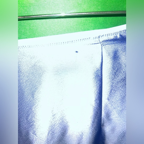 NWT Light Blue Vince Satin HiLow MIDI Skirt size 8- Flaw - Picture 6 of 8